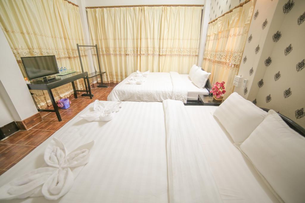 Maylay Guesthouse Vang Vieng Exterior photo