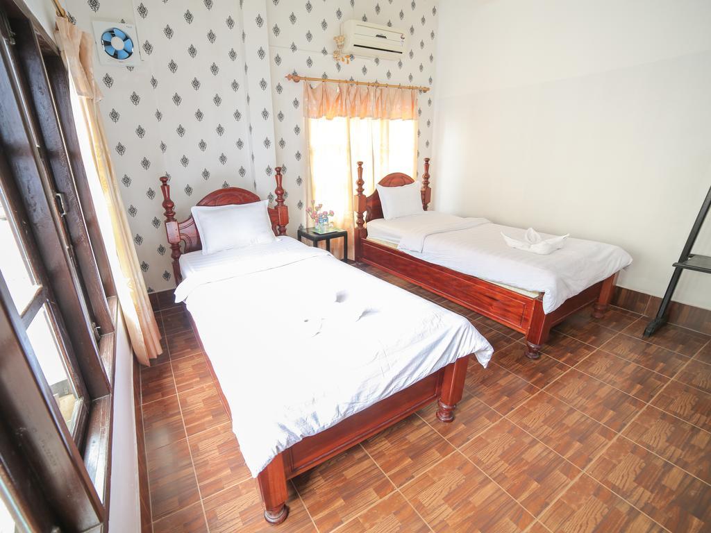 Maylay Guesthouse Vang Vieng Exterior photo