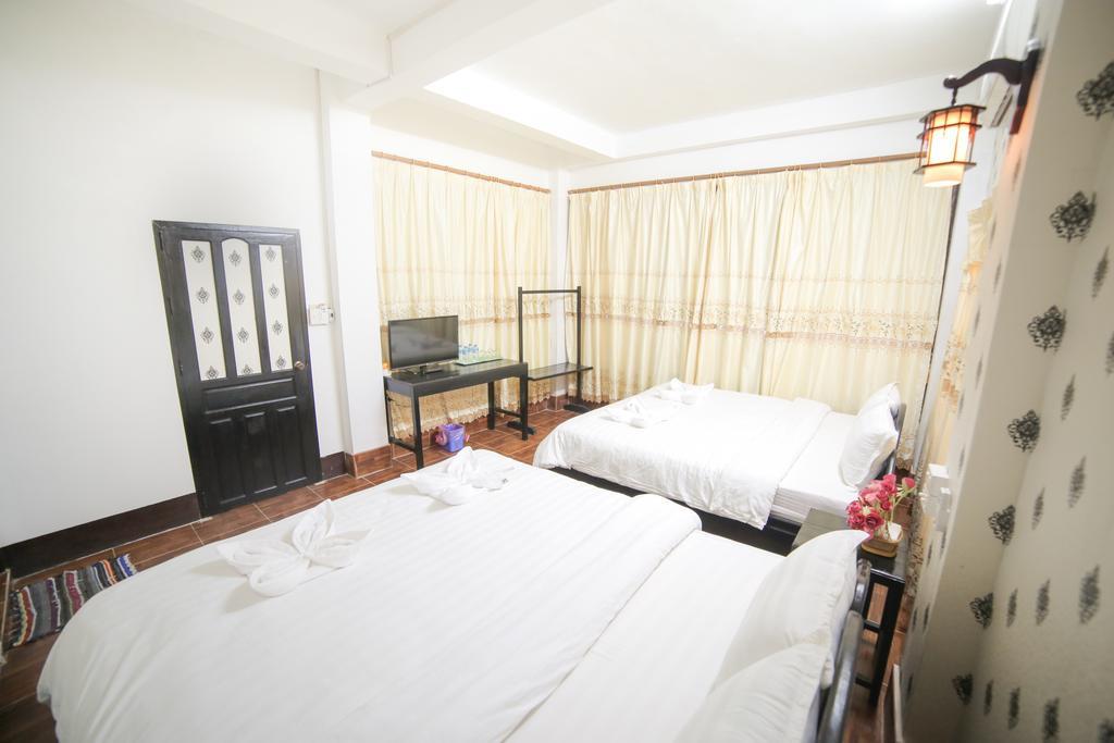 Maylay Guesthouse Vang Vieng Exterior photo