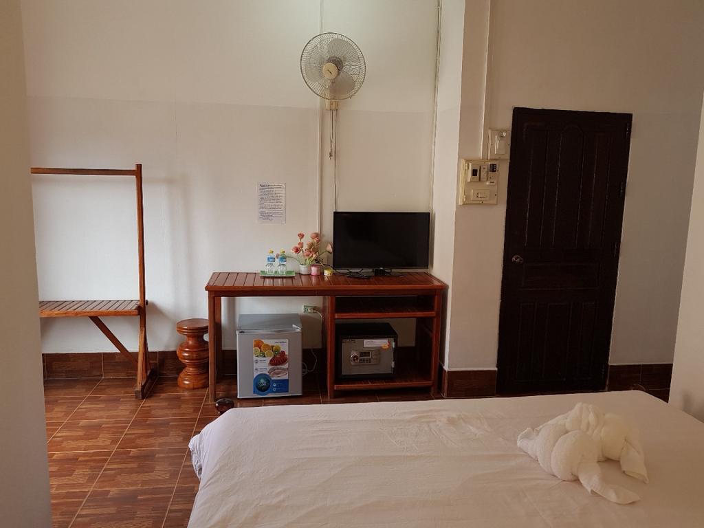 Maylay Guesthouse Vang Vieng Exterior photo